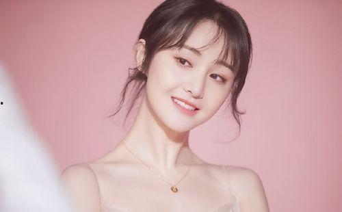 明星用大号吃瓜,揭秘娱乐圈幕后真相