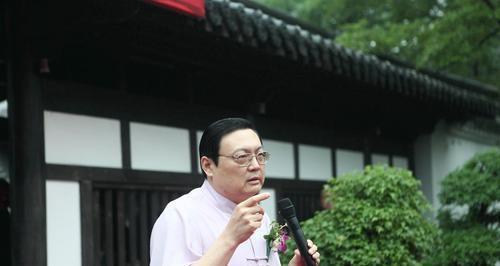 吃瓜看老梁,揭秘娱乐圈背后的故事与真相