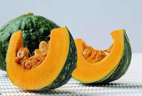 南小街吃瓜,吃瓜群众的欢乐盛宴