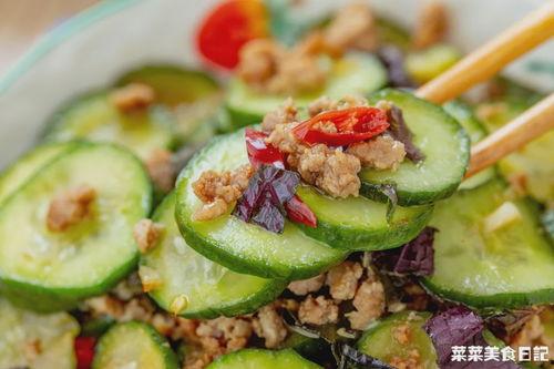 冰雨火吃瓜,揭秘娱乐圈吃瓜背后的真相与秘密