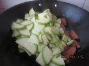 现在吃小白瓜好吗,现在吃小白瓜正当时