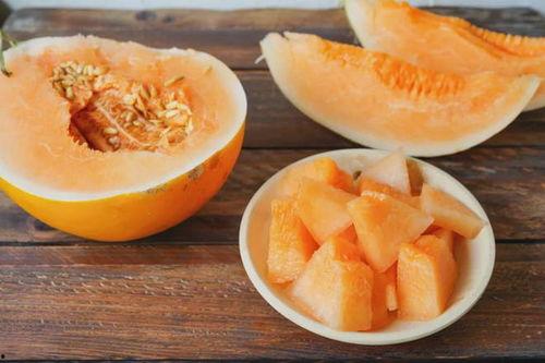 北方吃蜜瓜,夏日清凉味蕾之旅