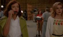 深夜吃瓜痞,揭秘娱乐圈背后的秘密