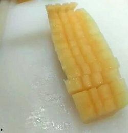 小朋友吃蜜瓜,小朋友的蜜瓜美食之旅