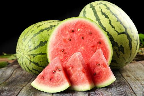 有哪些艺人吃瓜,盘点那些因吃瓜而引发热议的明星