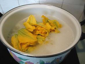 蓝色动感吃瓜,揭秘娱乐圈的甜蜜与苦涩