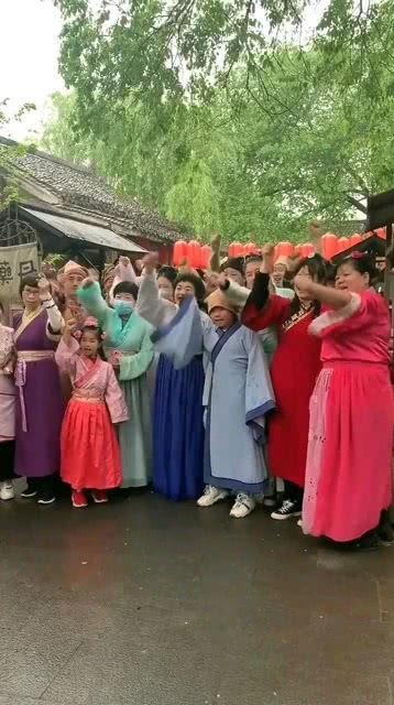 吃瓜群众话剧,揭秘娱乐圈幕后风云