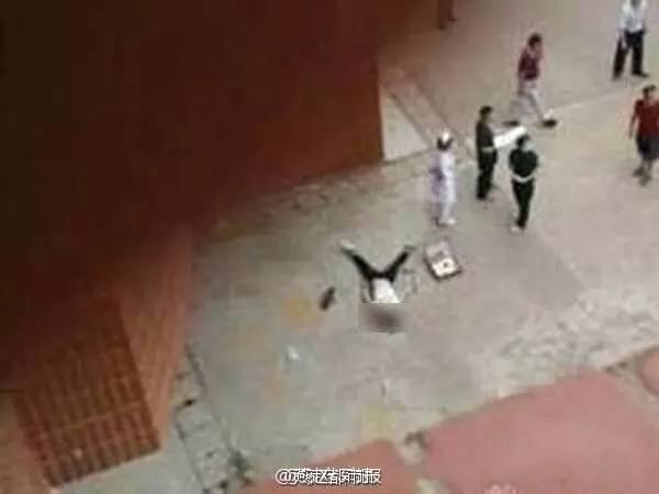 吃瓜事件 课间zw