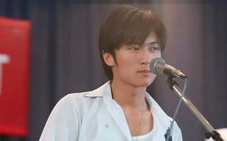 王菲谢霆锋吃瓜,娱乐圈再掀甜蜜风暴