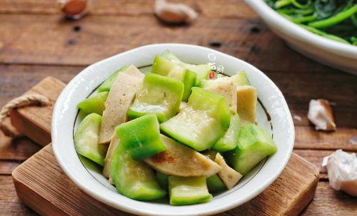 潮汕双儿吃瓜,揭秘潮汕地区独特的饮食文化