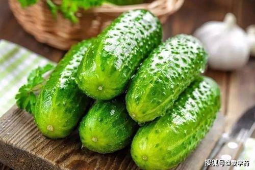湿气重的人吃瓜,湿气重人群的夏日瓜果选择指南