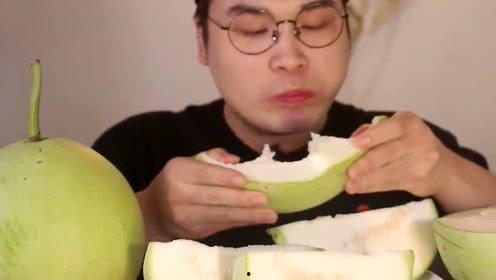 美少女吃葫芦瓜视频,趣味横生瞬间引网友热议