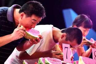 全校男人都在疯狂吃瓜,揭秘疯狂吃瓜背后的秘密